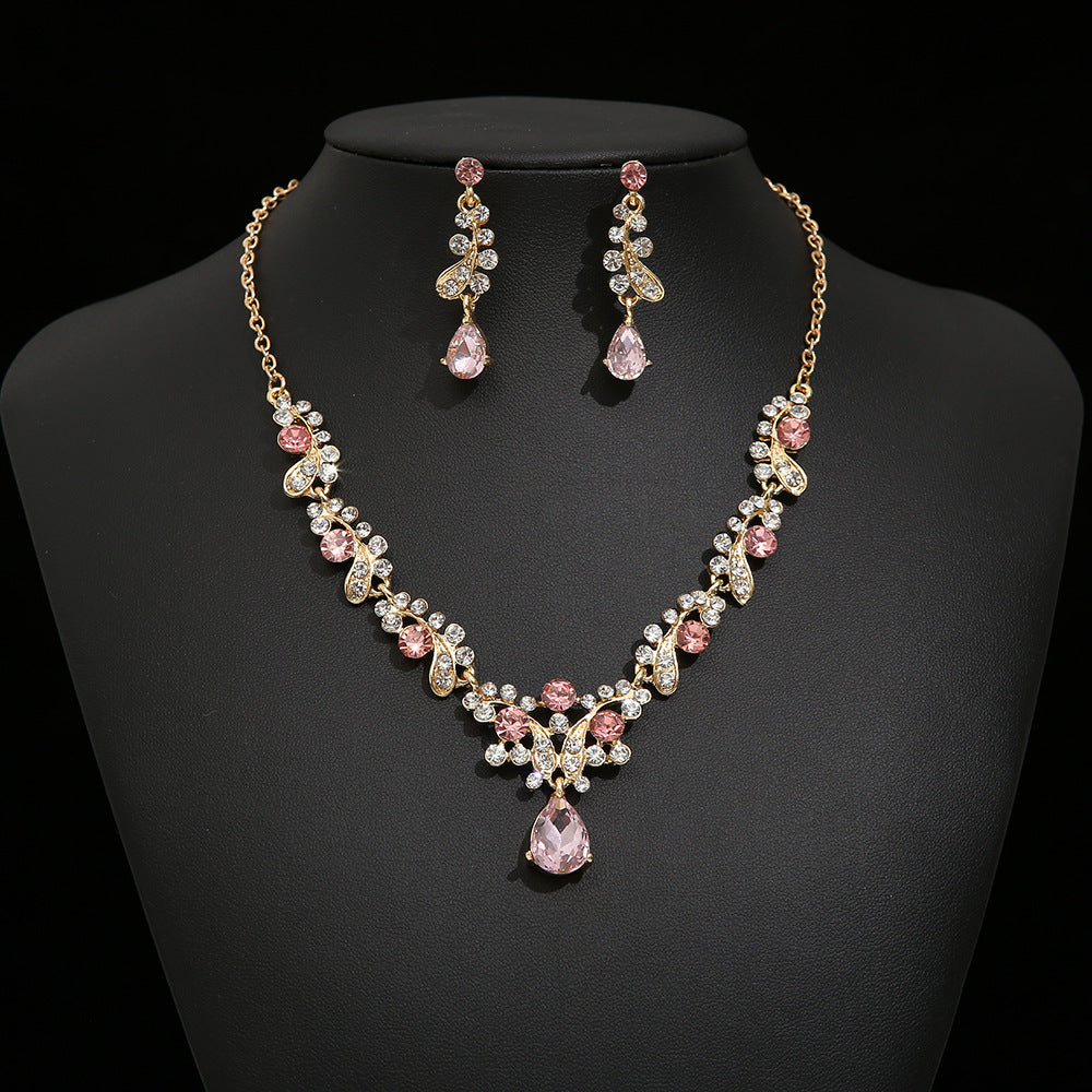Vintage Floral Bride Necklace and Earring Set