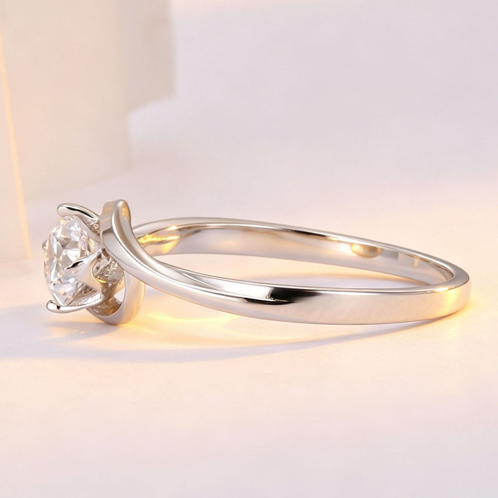 Vortex Single Diamond Twist Arm Ring