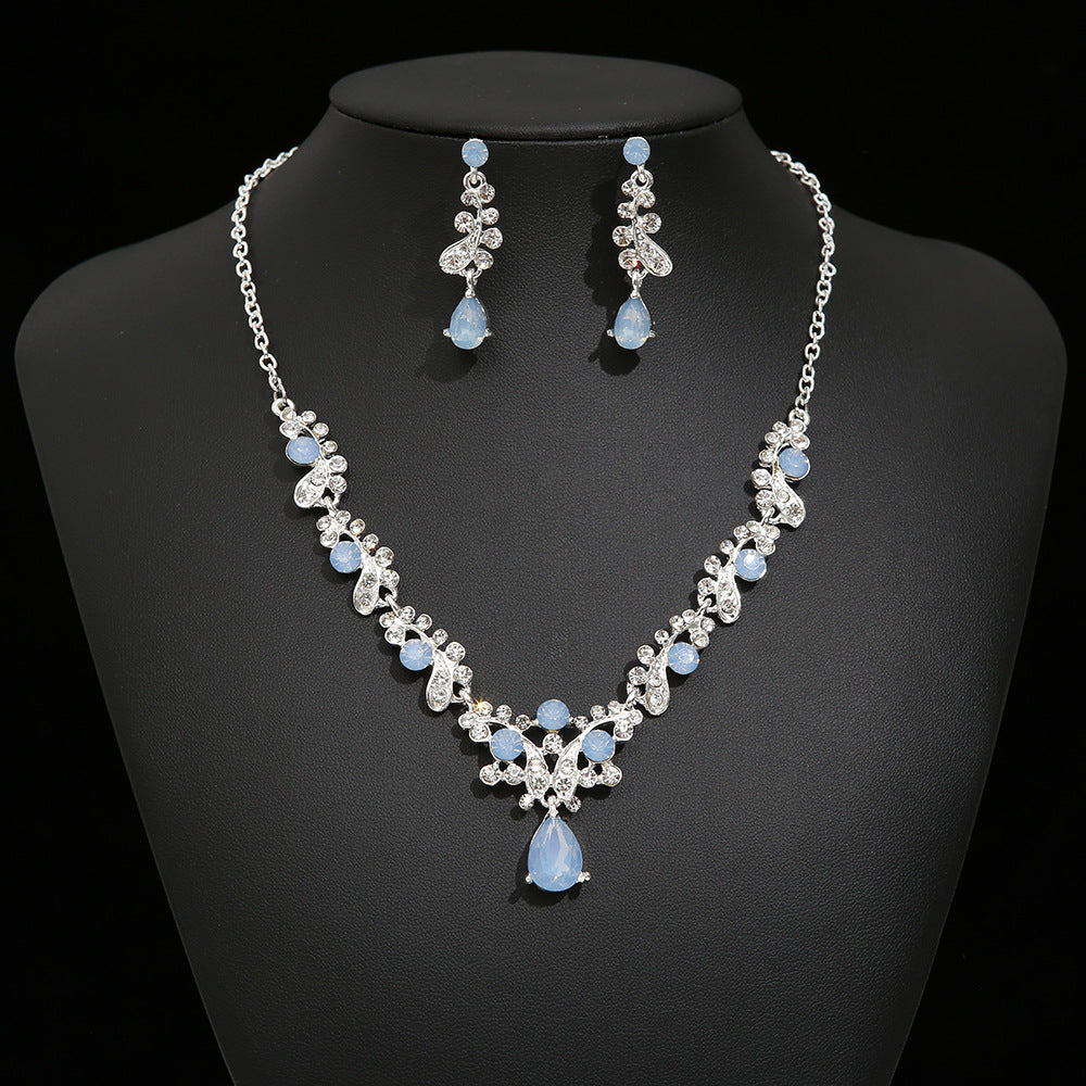 Vintage Floral Bride Necklace and Earring Set